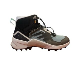 adidas Terrex Swift R3 Mid Gore-Tex (women’s)